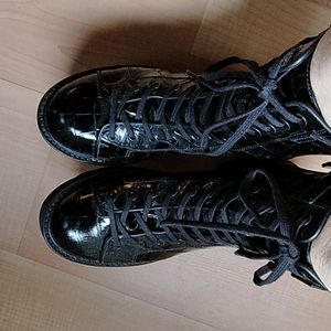 Stuart Weitzman Ryder Ultralift Booties